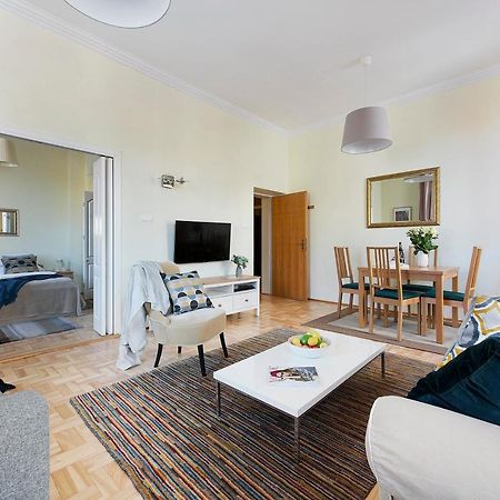Two Bedroom Apartment For 6 People ワルシャワ エクステリア 写真