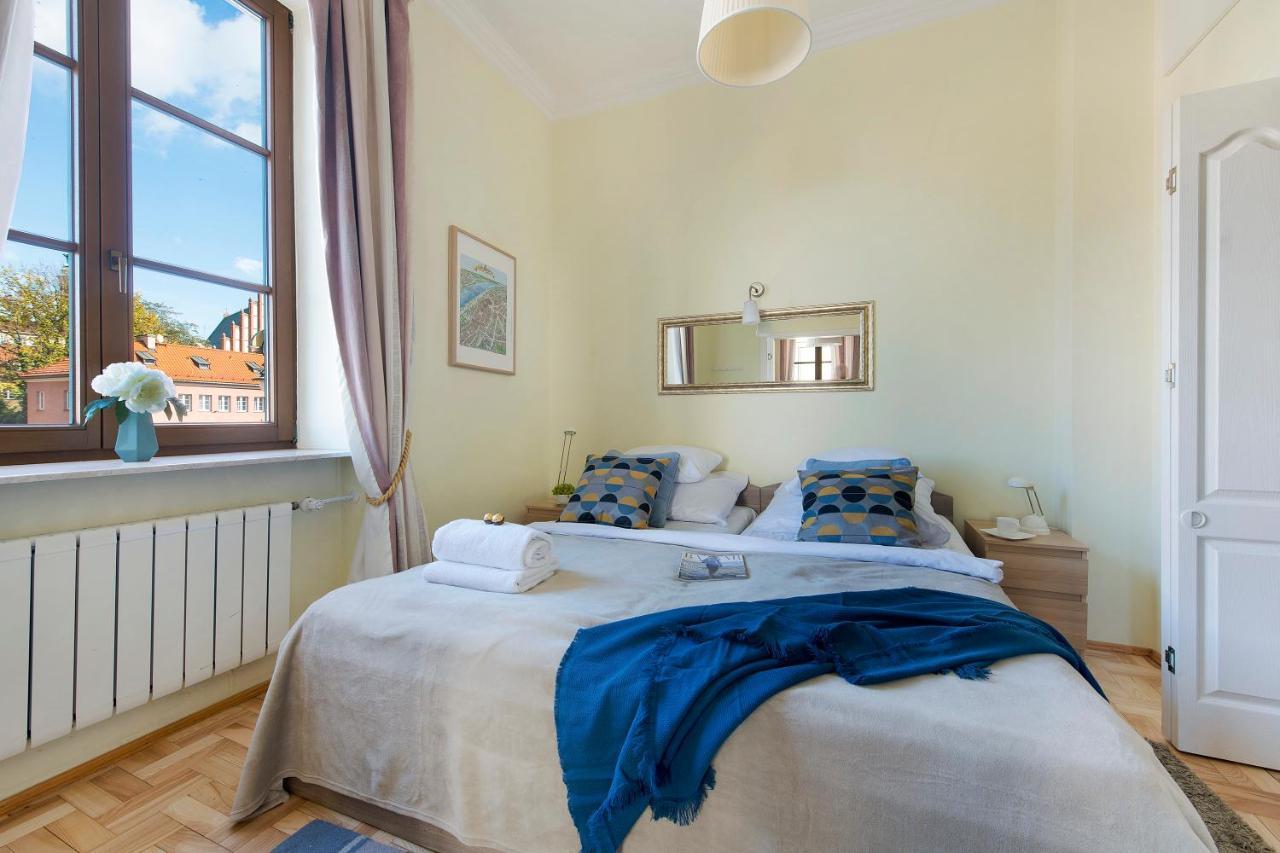 Two Bedroom Apartment For 6 People ワルシャワ エクステリア 写真