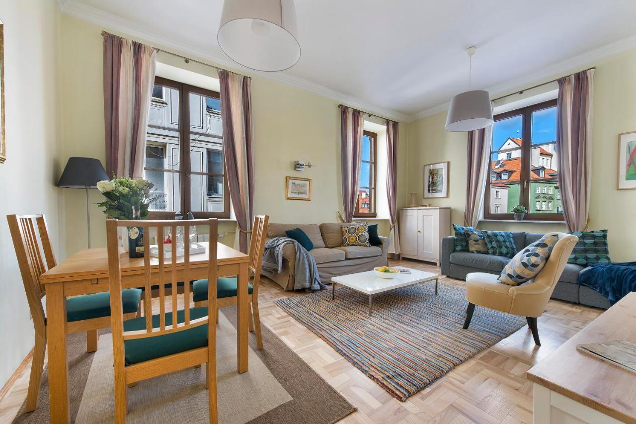 Two Bedroom Apartment For 6 People ワルシャワ エクステリア 写真